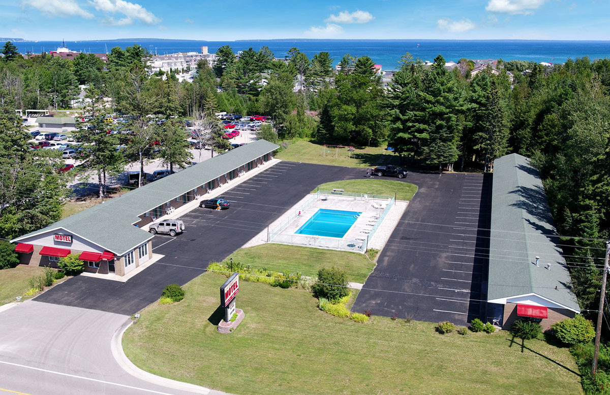 Mackinaw City Motels Compare Mackinaw City Motels