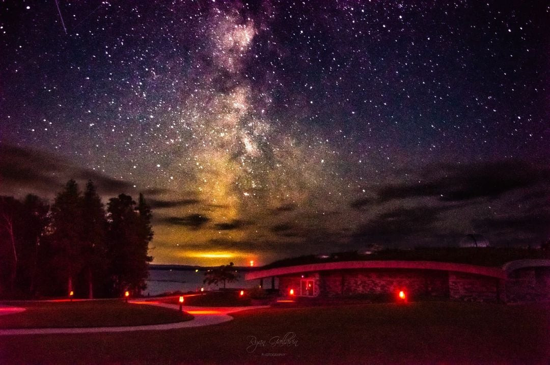 Stargazing at Headlands Dark Sky Park